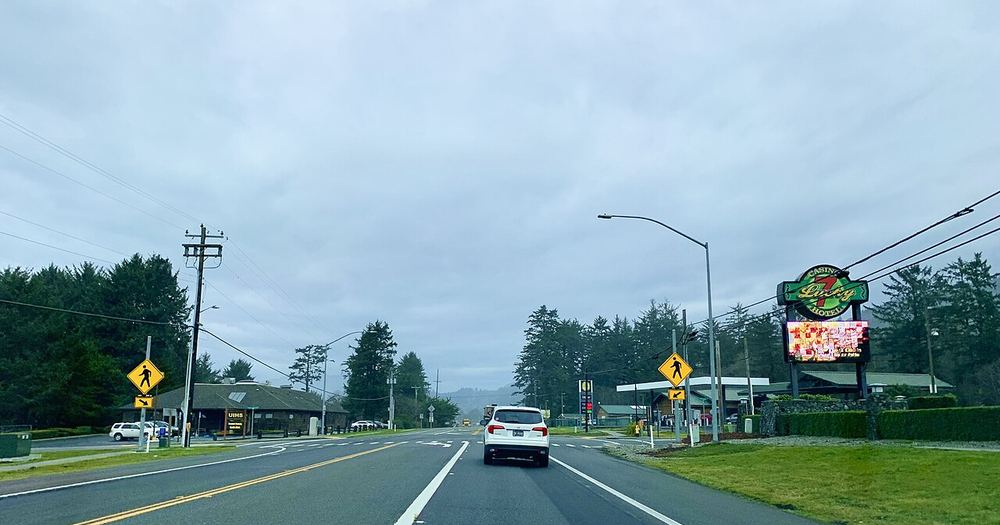 Tolowa Dee-ni' Nation Casino Sign