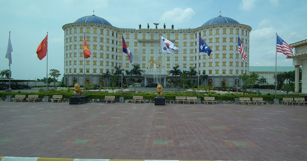 Casino hotel of Svay Rieng カンボジア南東部 国境の町スバイリエン州バベットのカジノホテル DSCF2254